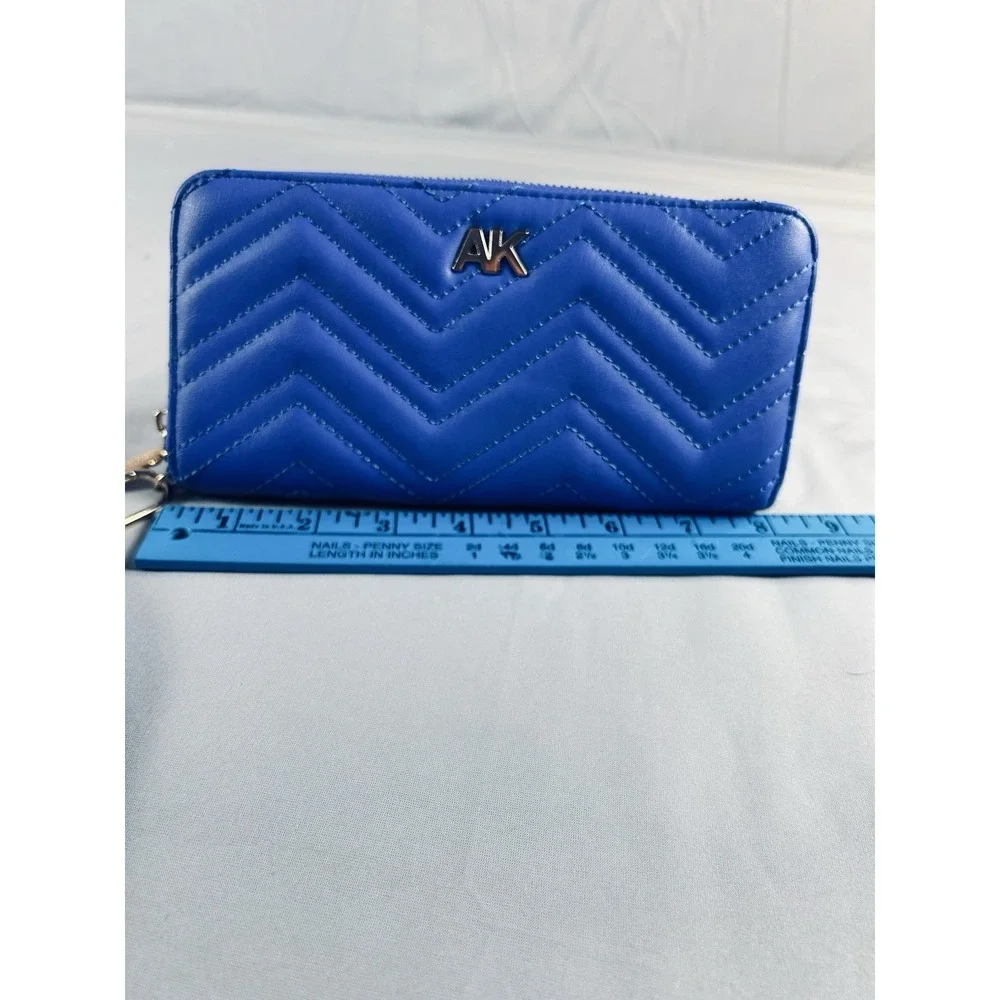 Anne Klein Blue Quilted Wristlet Wallet Zip‎ Around AK Clutch